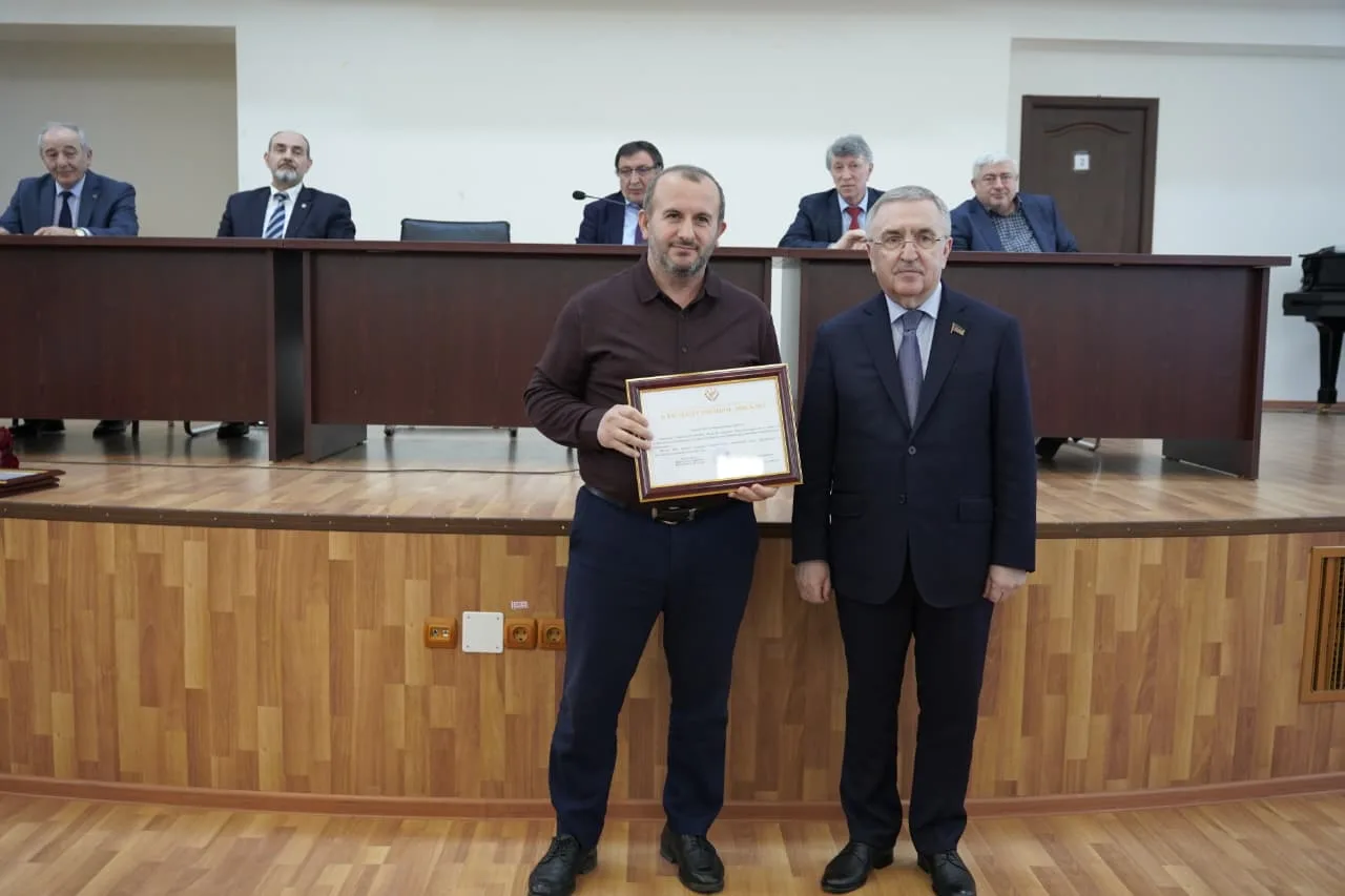 В ДГУ обсудили будущее физико-математического образования в Дагестане