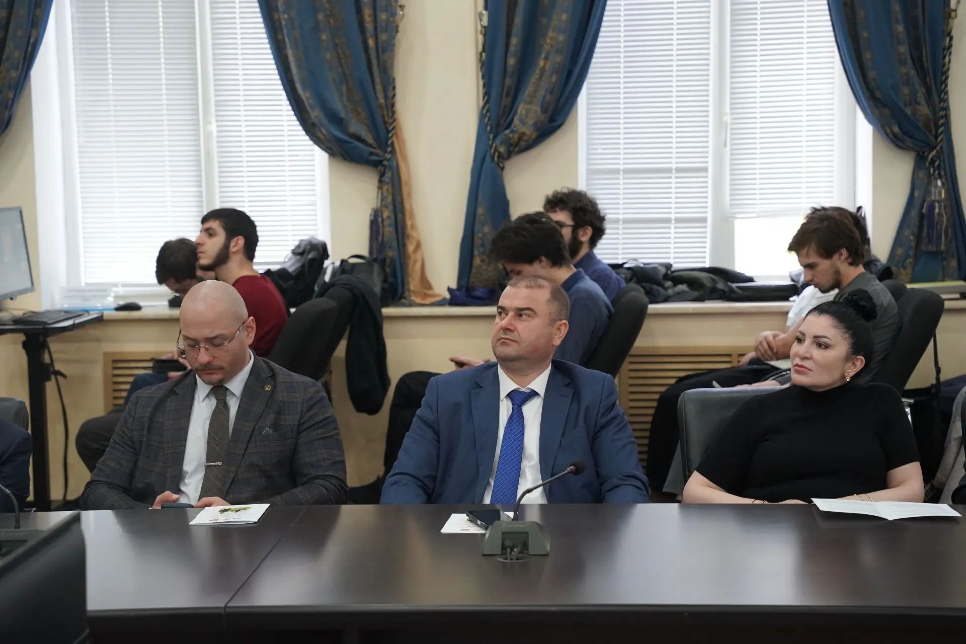 История терского казачества: в ДГУ обсудили историческое наследие, традиции и будущее казачьих обществ