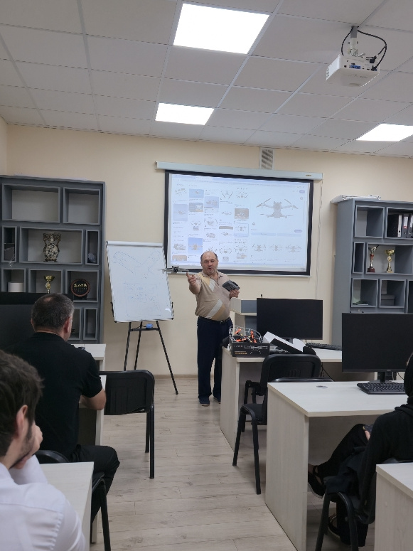 В ДГУ реализуется программа переподготовки «Эксплуатация БАС»