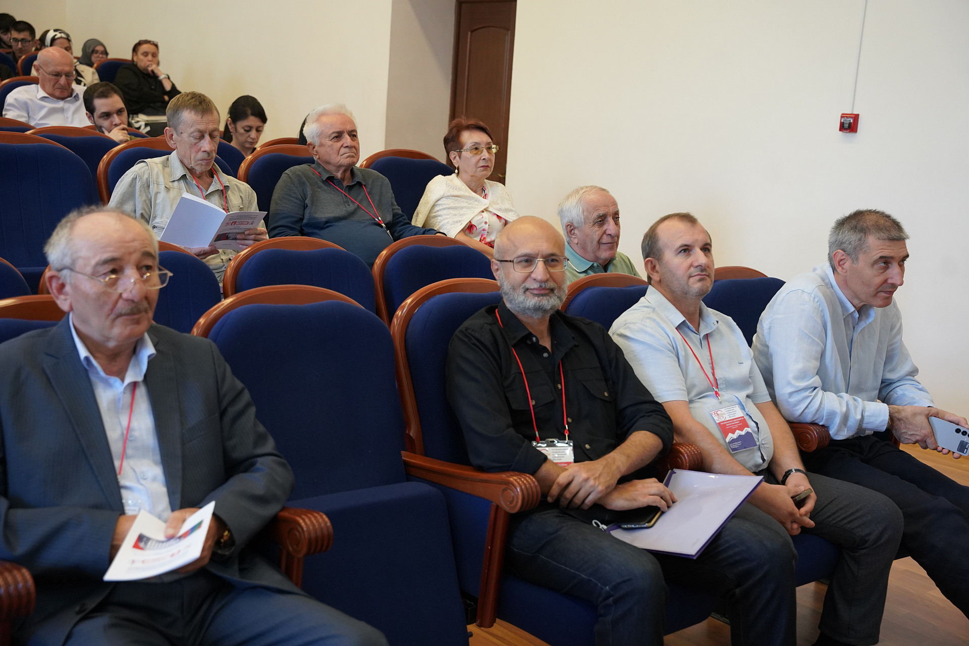 XIV Всероссийская конференция по физической электронике стартовала в ДГУ