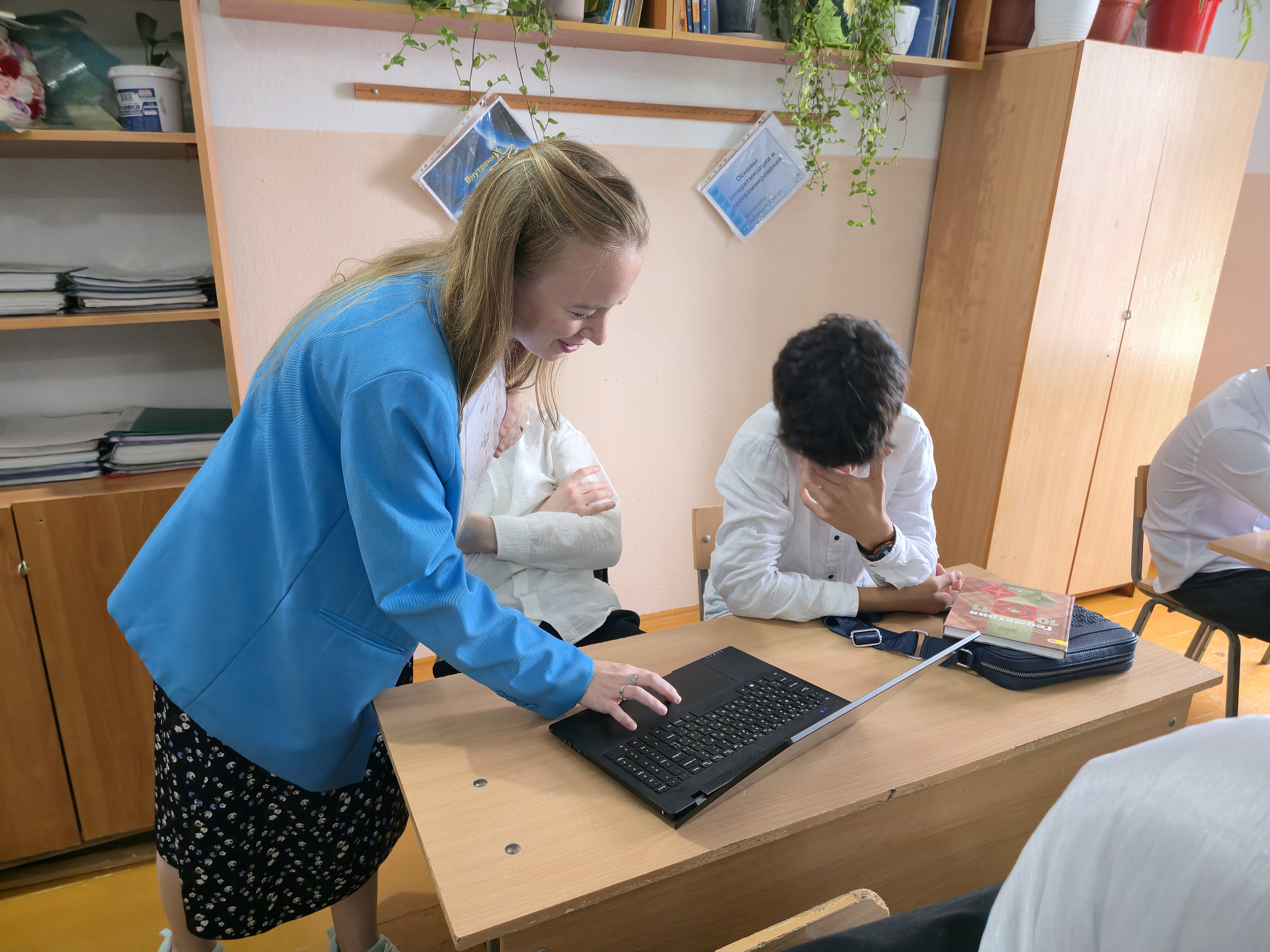 Наука приходит в сёла: школьники Бабаюрта познакомились с технологиями будущего