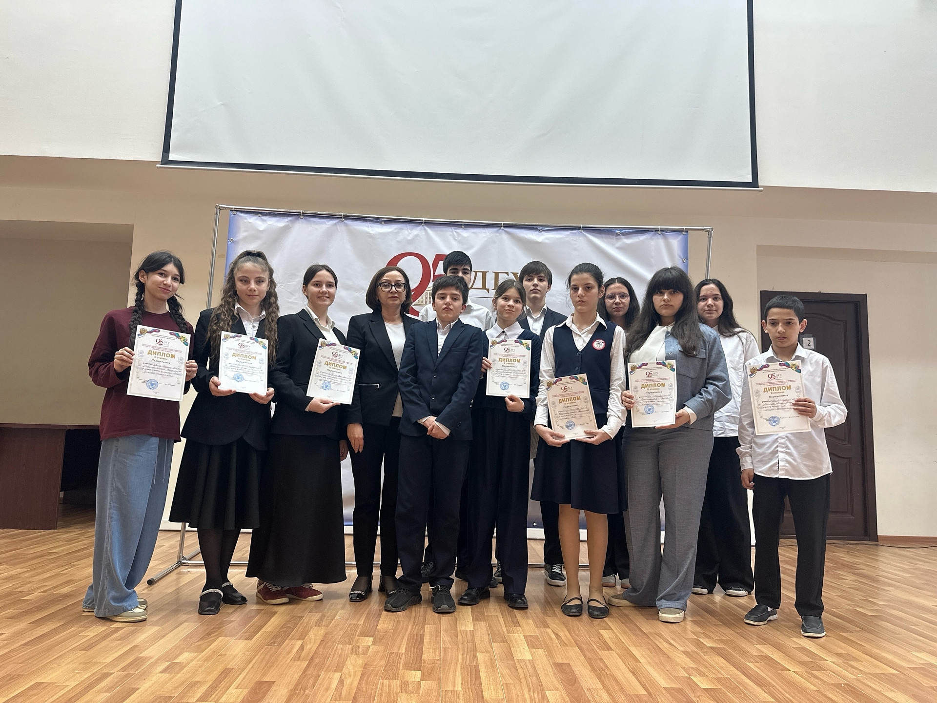 В ДГУ подвели итоги конференции «Творчество юных»