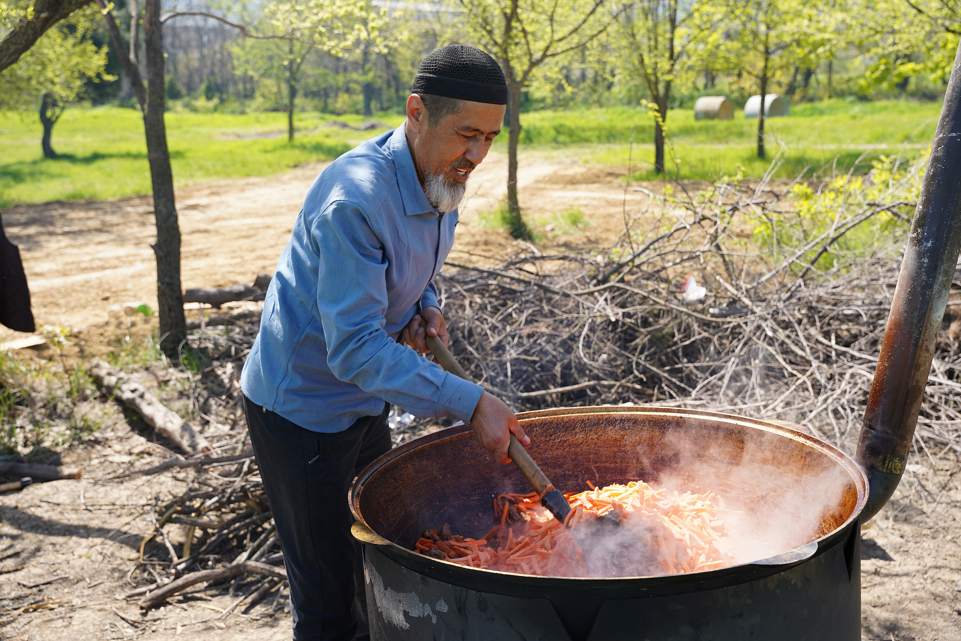 От идеи к проекту: в ДГУ прошёл Первый слёт научных волонтёров СКФО «Вместе с Победой!»